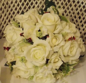 BOUQUET OF WHITE ROSES
